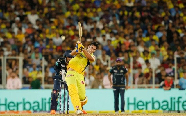 chennai super kings vs gujarat titans match scorecard